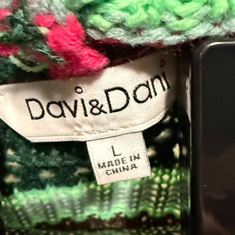 Davi & Dani Multicolor Striped Cowl Neck Sweater - Picture 4 of 10